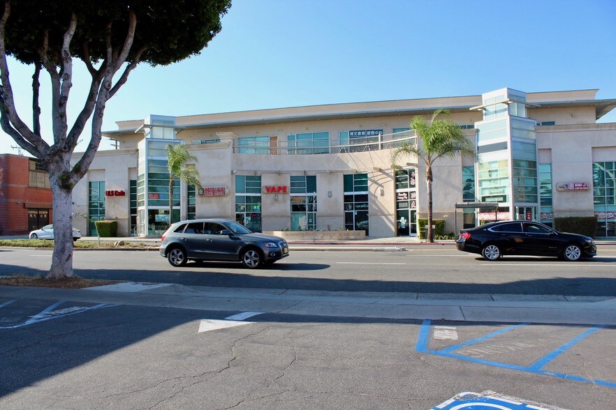 More Photos Of 501 W Garvey Ave, Monterey Park Storefront Retail Office For Lease
