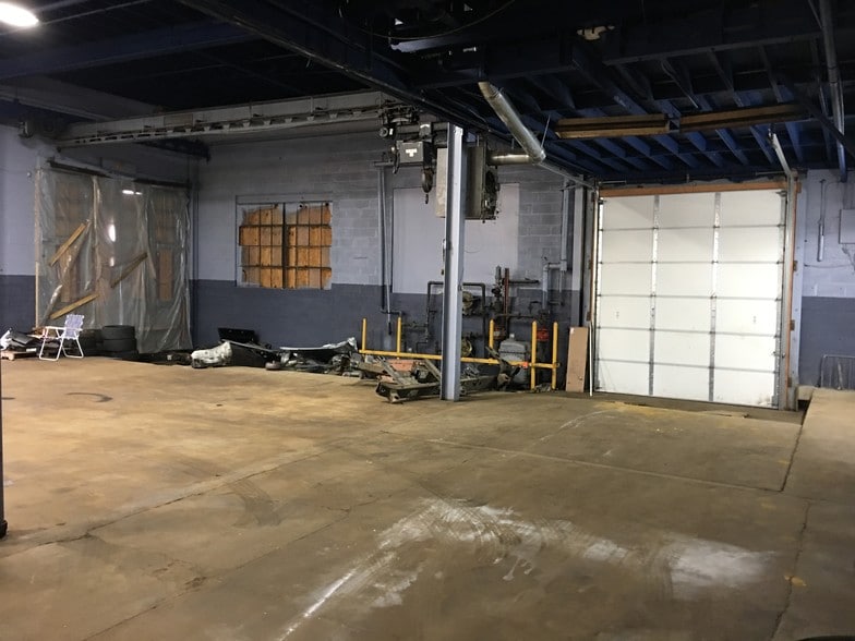 More Photos Of 175 Hague St, Rochester Warehouse For Lease