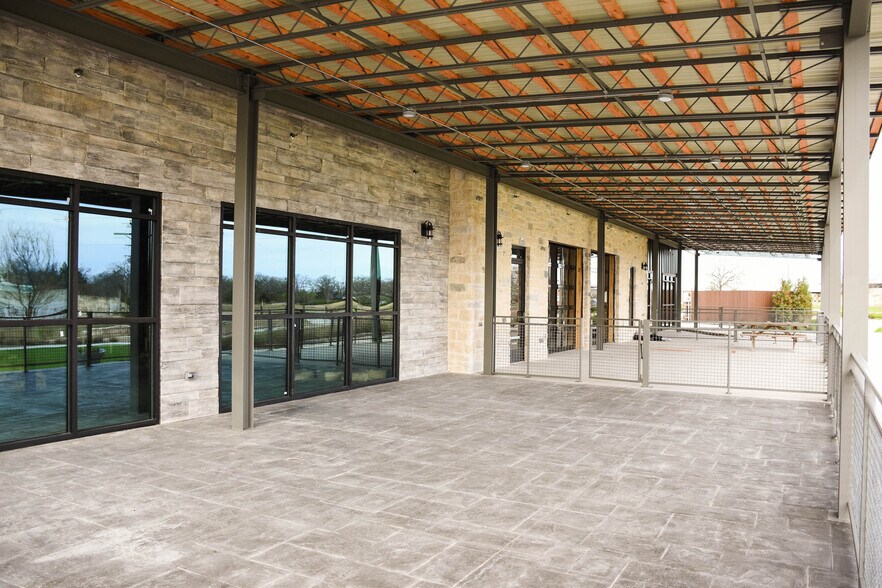 More Photos Of 1551 Greens Prairie Rd W, College Station Storefront Retail Office For Sale