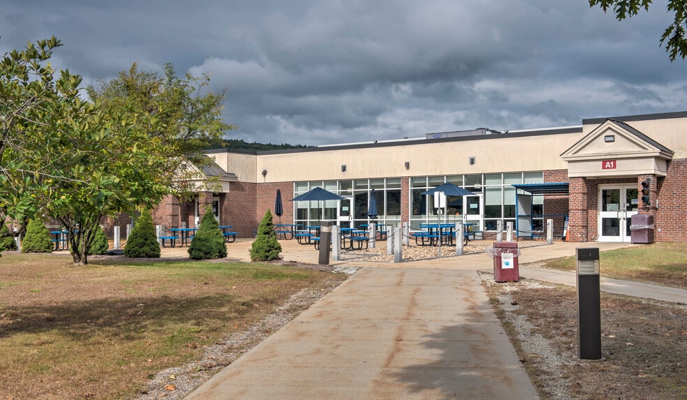 More Photos Of 10 Bowman Dr, Keene Warehouse For Sale