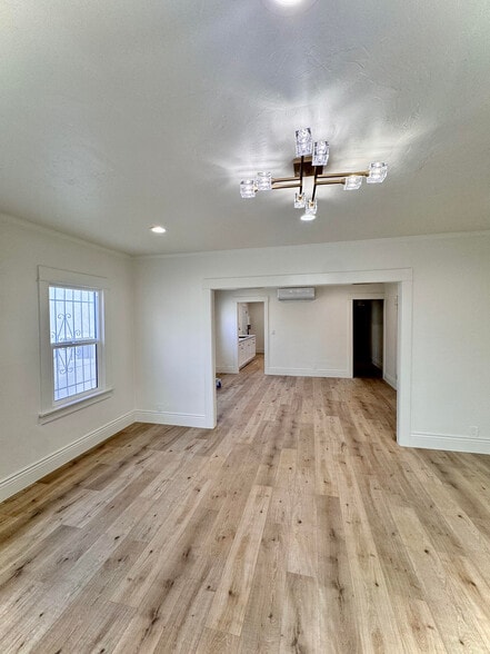 More Photos Of 1007 N Normandie Ave, Los Angeles Apartments For Sale