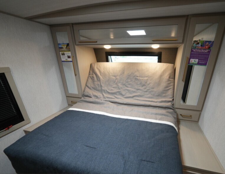 More Photos Of 303 W Garfield St, Enterprise Storefront Retail Office For Sale