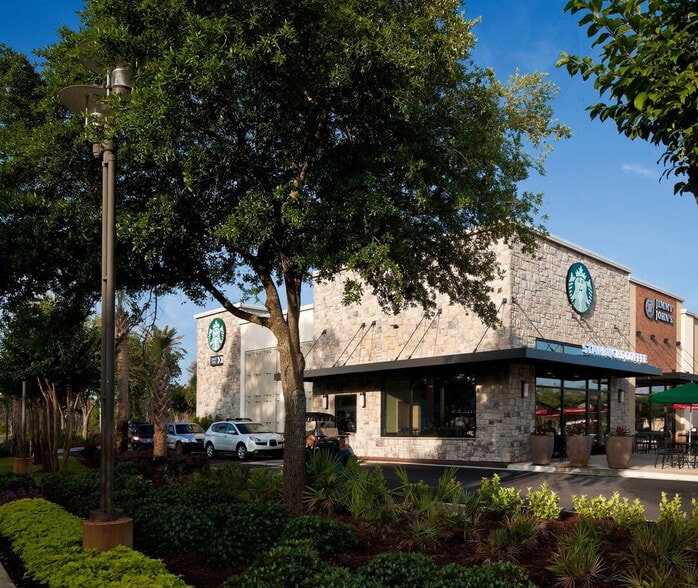 More Photos Of 585 Grand Blvd, Destin Unknown For Lease