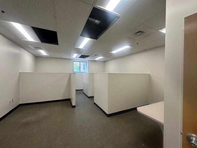More Photos Of 301-319 N Gay St, Baltimore Office For Sale