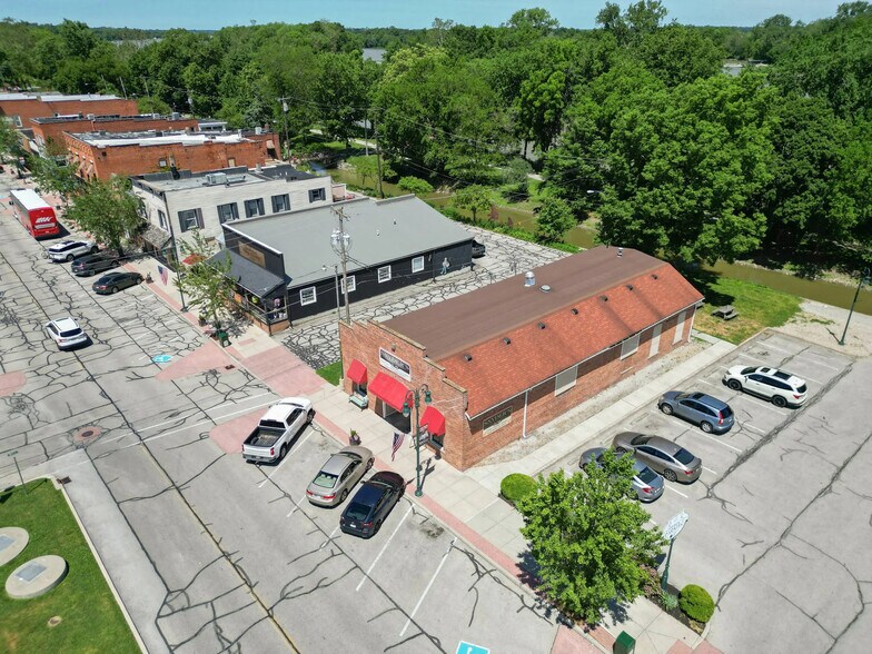 Primary Photo Of 24098 Front St, Grand Rapids Restaurant For Sale