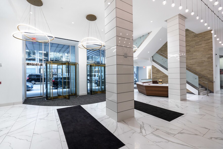 More Photos Of 615 Griswold St, Detroit Office For Lease