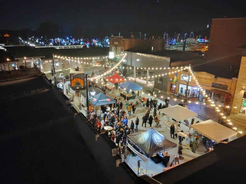 More Photos Of 1 S Park Ave, Lombard Office Residential For Sale