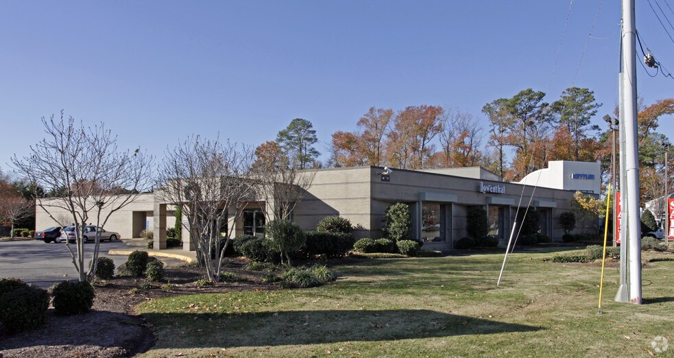 More Photos Of 4097 Virginia Beach Blvd, Virginia Beach Freestanding For Lease