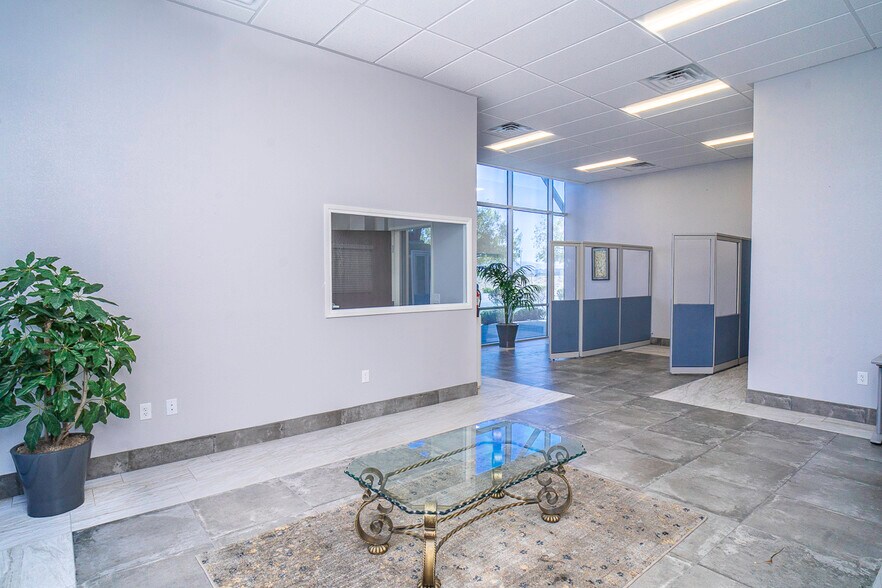 More Photos Of 6807 Ponderosa Way, Las Vegas Office For Lease