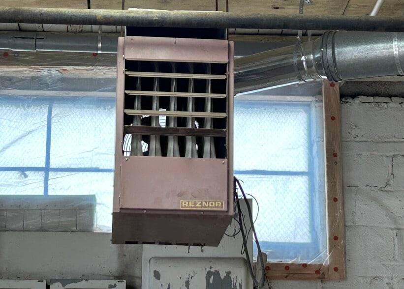 More Photos Of 3521 F St, Philadelphia Warehouse For Lease