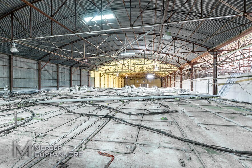 More Photos Of 900 N 4th St, Guthrie Manufacturing For Lease