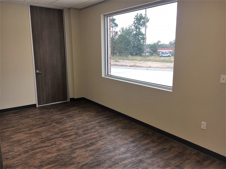 More Photos Of 18015 FM 1488 Rd, Magnolia Self Storage For Lease