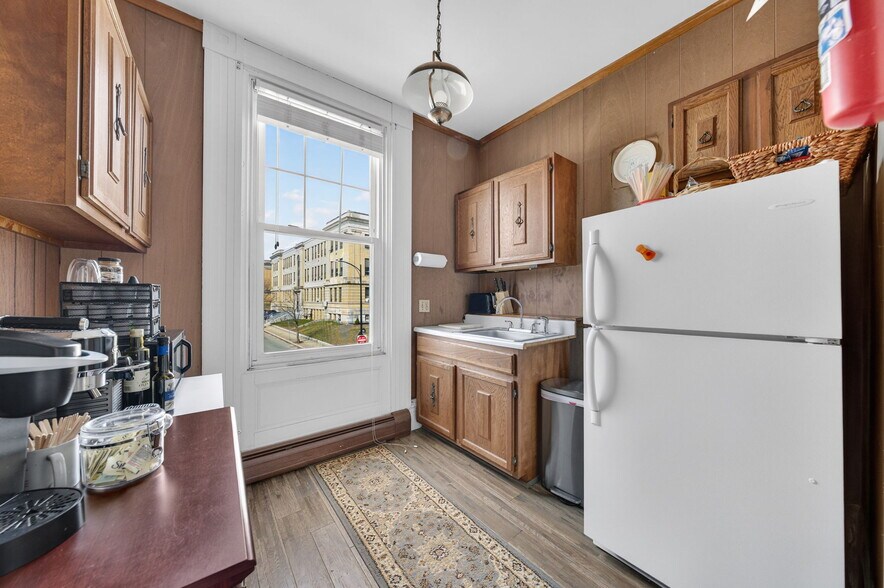 More Photos Of 446 County St, New Bedford Office For Sale