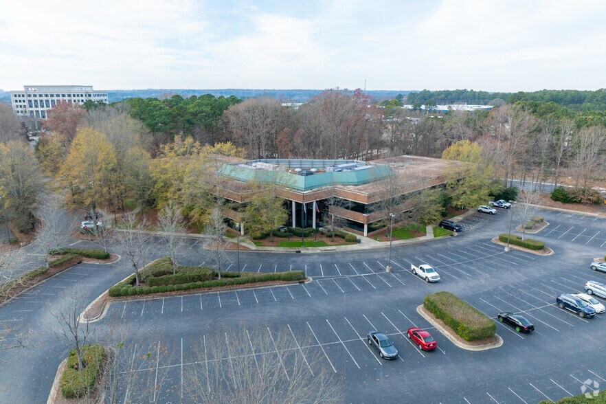 More Photos Of 3128 Highwoods Blvd, Raleigh Office For Lease