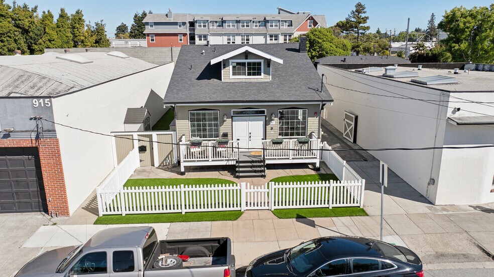 Primary Photo Of 917 Howard Ave, Burlingame Office Residential For Sale