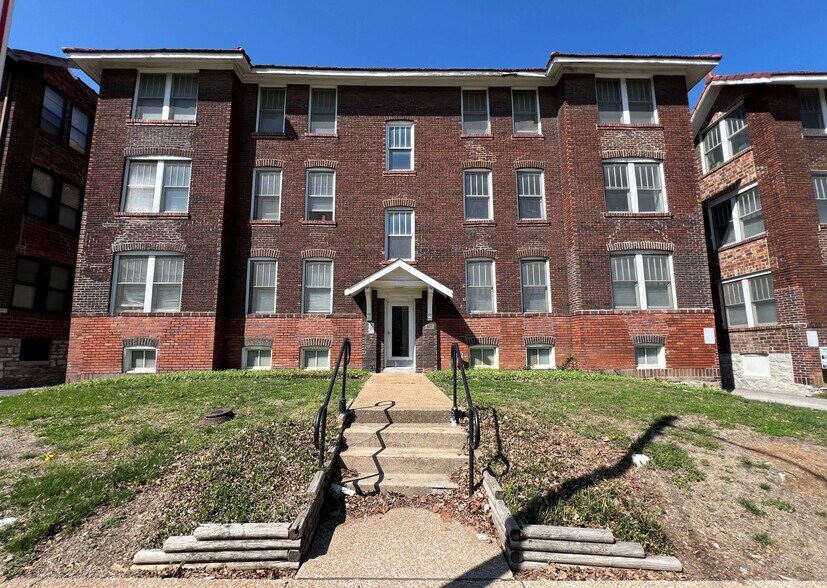 More Photos Of , Saint Louis Multifamily For Sale