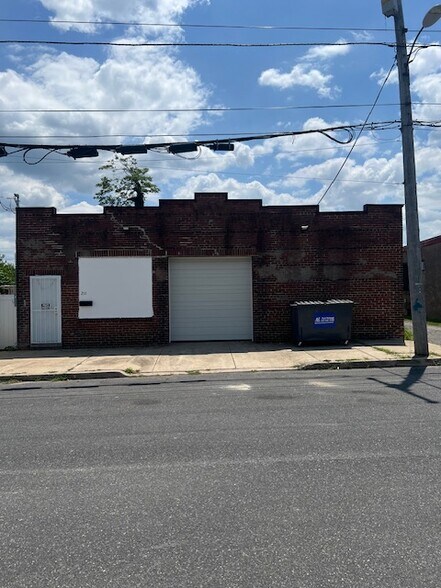 Primary Photo Of 211 W 2nd St, Chester Industrial For Lease