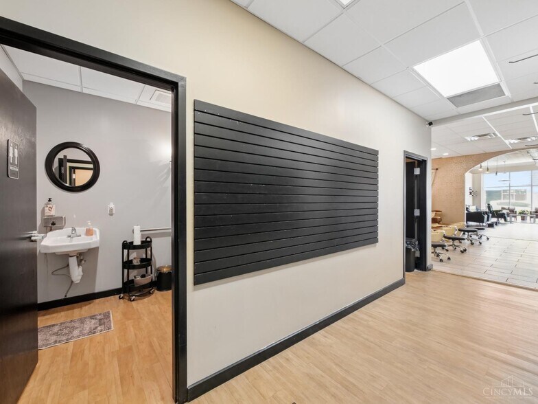 More Photos Of 3504 Harrison Ave, Cincinnati Storefront For Sale