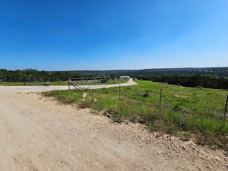 More Photos Of 25819 Ranch Rd, Leander Manufacturing For Sale