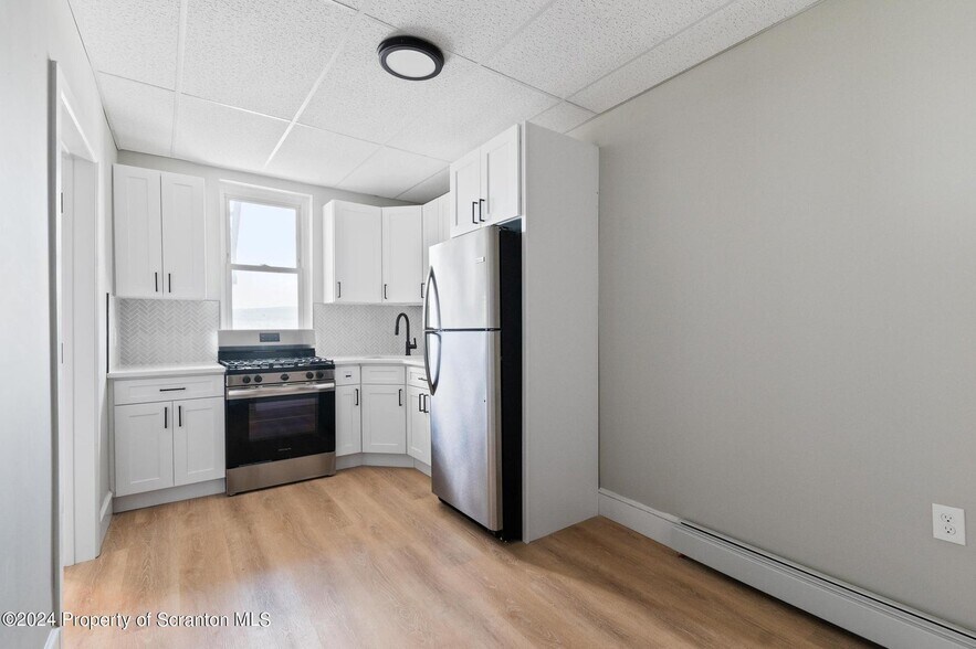 More Photos Of 200-202 N Main Ave, Scranton Apartments For Lease