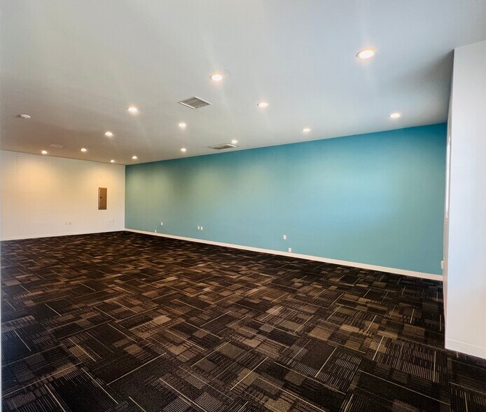 More Photos Of 1213 N Green Ave, Purcell Office Residential For Lease