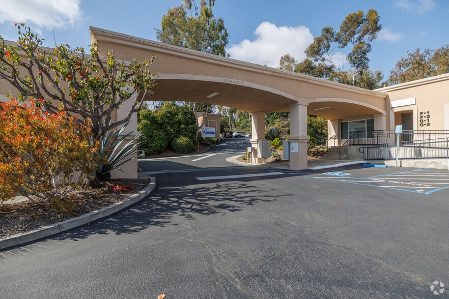 More Photos Of 2210 Encinitas Blvd, Encinitas Unknown For Lease