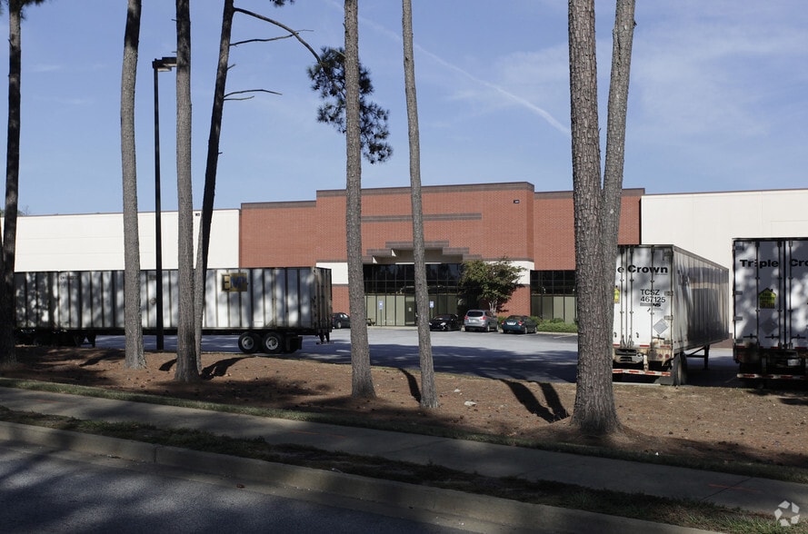 More Photos Of 5395 Oakley Industrial Blvd, Fairburn Industrial For Sale