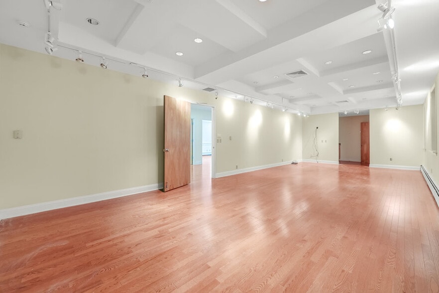 More Photos Of 36 Bergen St, Hackensack Loft Creative Space For Sale