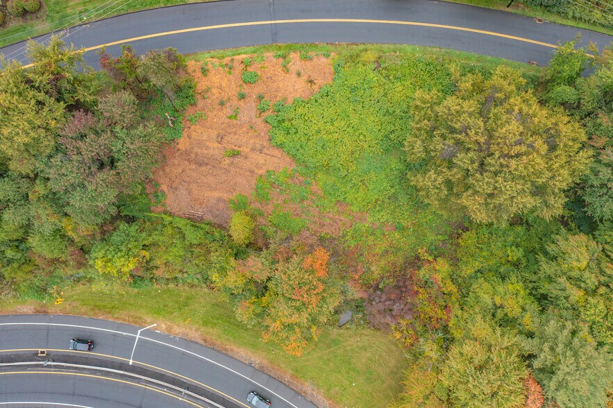 More Photos Of 81 Laning St, Southington Land For Sale