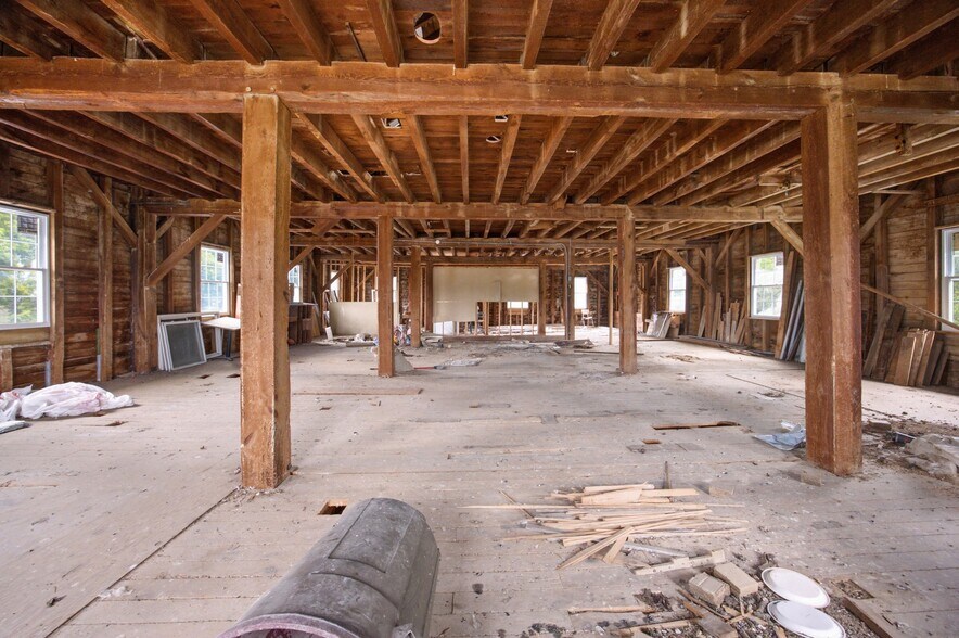 More Photos Of 32 Mill St, Port Byron Industrial For Sale