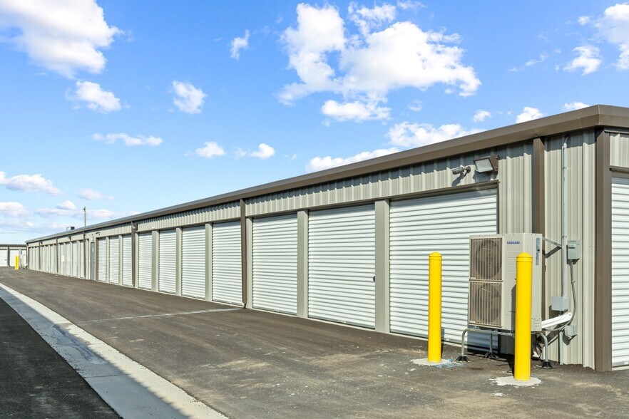 More Photos Of 17848 Middleton Rd, Nampa Self Storage For Sale