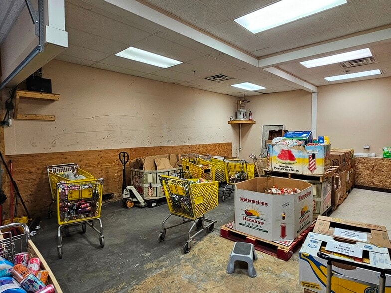 More Photos Of 371 West St, Keene General Retail For Sale
