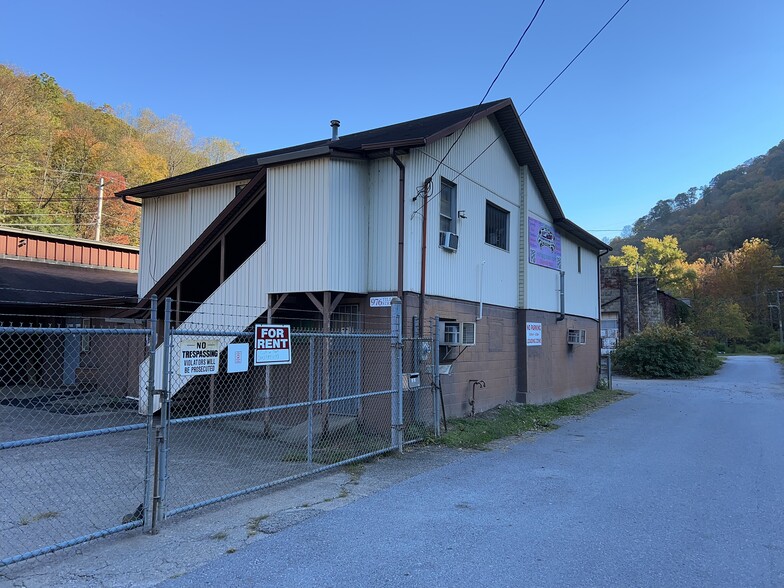 More Photos Of 976 Enterprise Dr, Logan Industrial For Sale