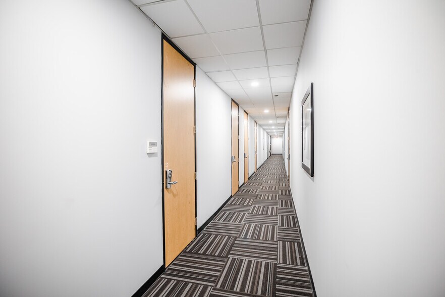 More Photos Of 2201 N Collins St, Arlington Office For Lease