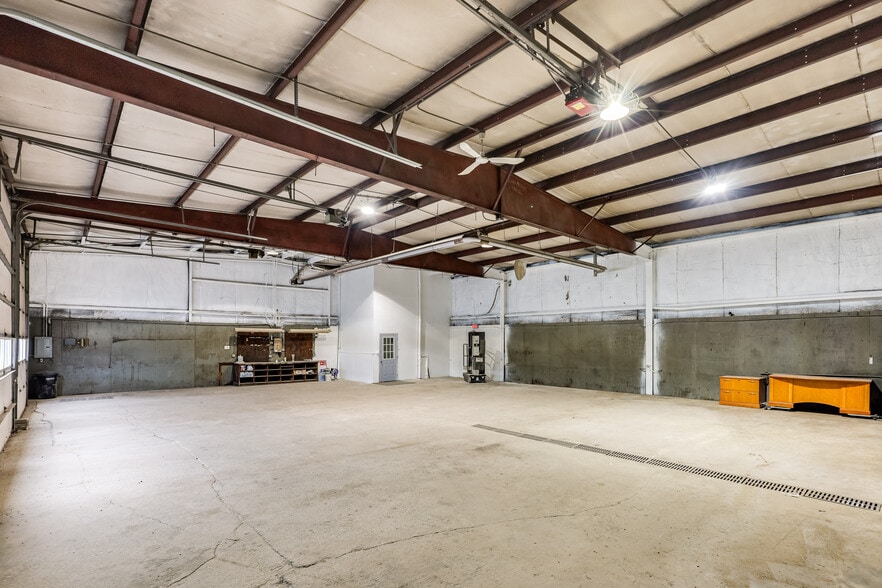 More Photos Of 4064 Tuschl Ln, Reedsville Industrial For Sale
