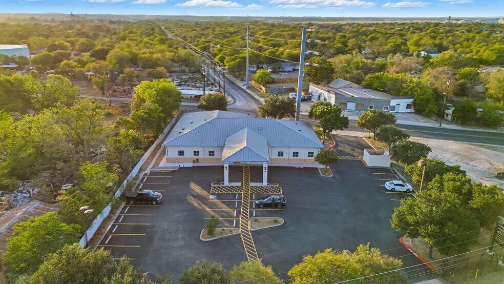 More Photos Of 137 Palo Alto Rd, San Antonio Healthcare For Sale