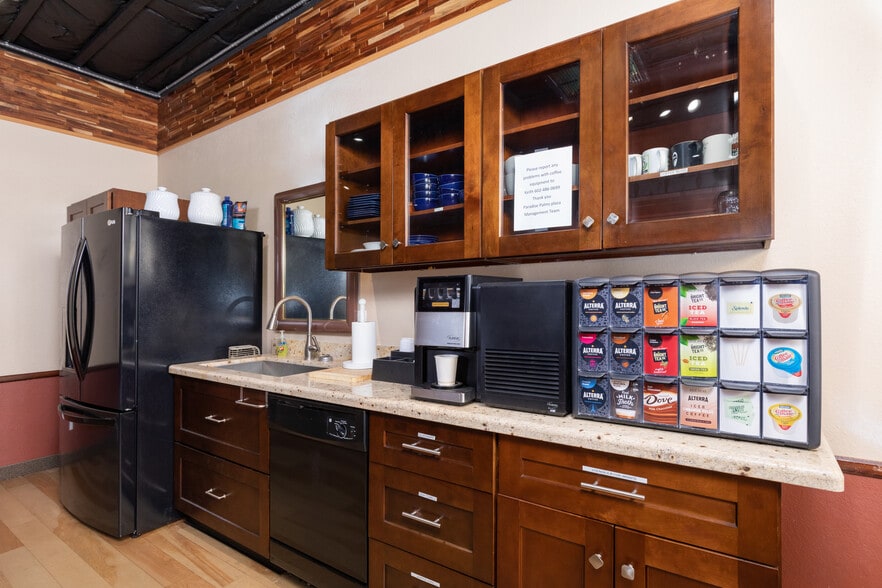 More Photos Of 1616 E Main St, Mesa Unknown For Lease