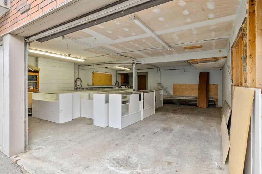 More Photos Of 2517 Howard Ave, Everett Apartments For Sale