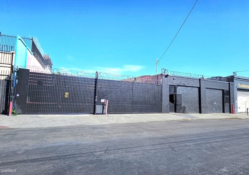More Photos Of 720 Ceres Ave, Los Angeles Warehouse For Lease