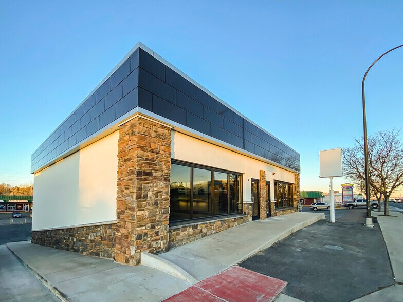 Primary Photo Of 9885 W Colfax Ave, Lakewood Freestanding For Lease