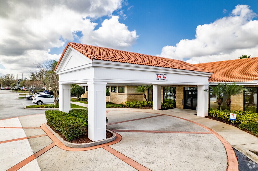 More Photos Of 250 N Alafaya Trl, Orlando Medical For Lease