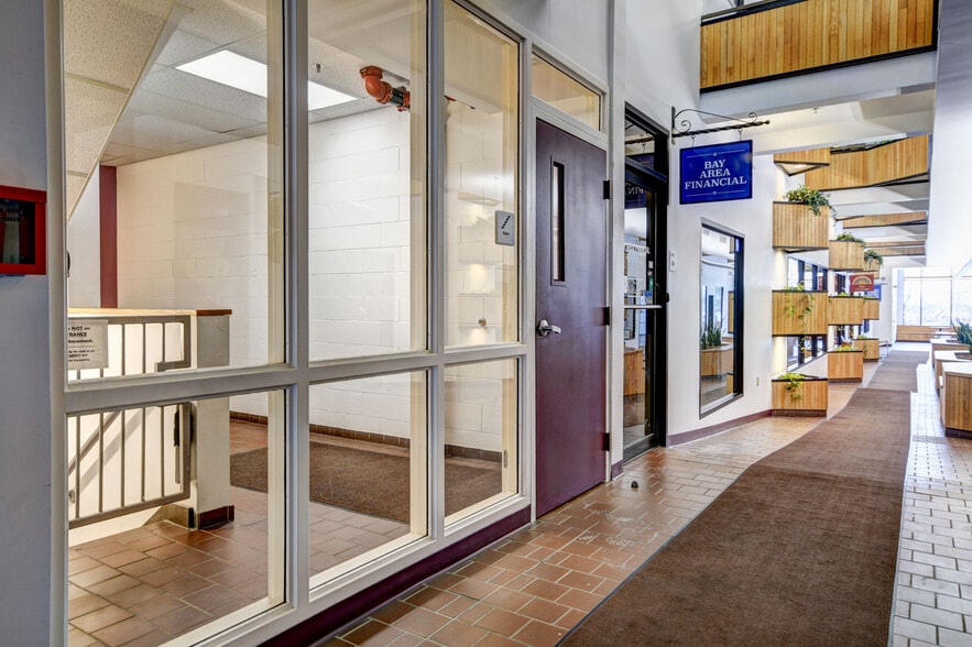 More Photos Of 121 E Front St, Traverse City Medical For Sale