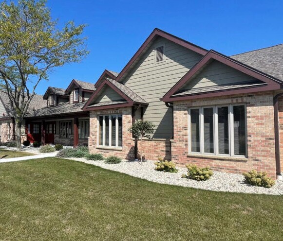 More Photos Of W176N9810 Rivercrest Dr, Germantown Unknown For Lease