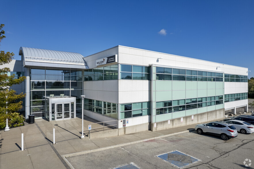 Primary Photo Of 2345 Argentia Rd, Mississauga Office For Sale