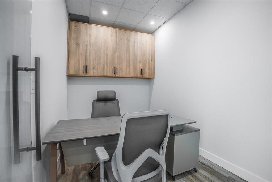 More Photos Of 15315 66 Ave, Surrey Office For Sale