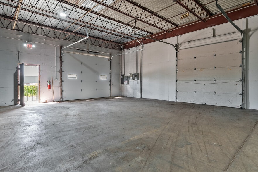 More Photos Of 6320 Material Ave, Loves Park Warehouse For Sale