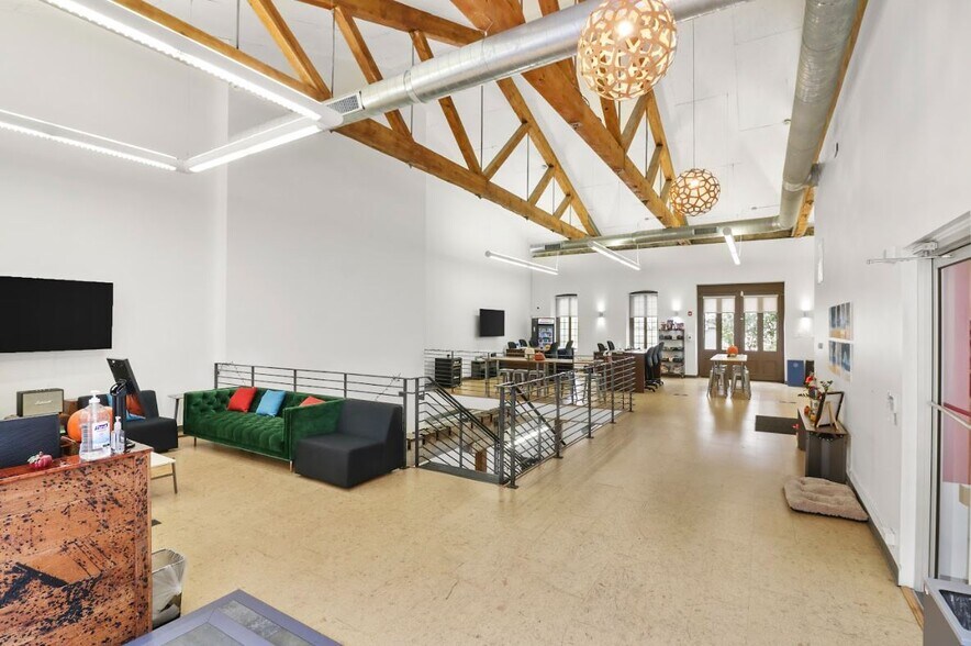 More Photos Of 3 Rector St, Philadelphia Office For Lease