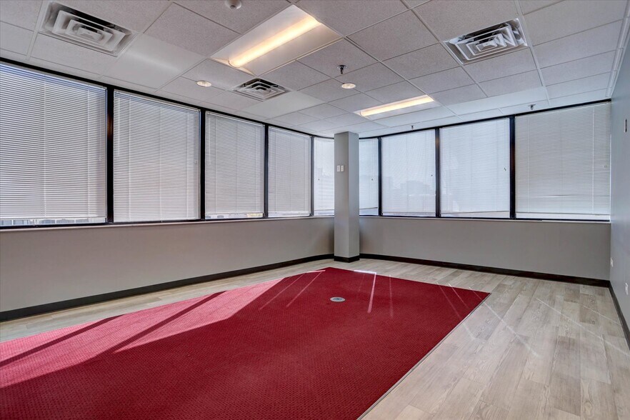 More Photos Of 140 E 19th Ave, Denver Office For Sale