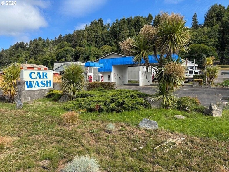 More Photos Of 542 Fir Ave, Reedsport Carwash For Sale