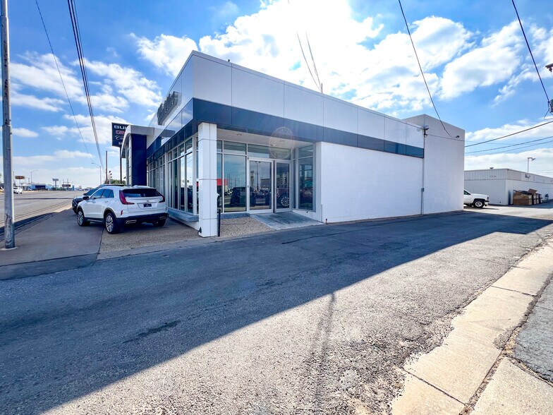 More Photos Of 3205 W Wall St, Midland Auto Dealership For Sale